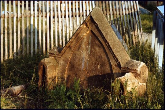 Historische Steinbank bei Rossendorf an der Radeberg Landstraße