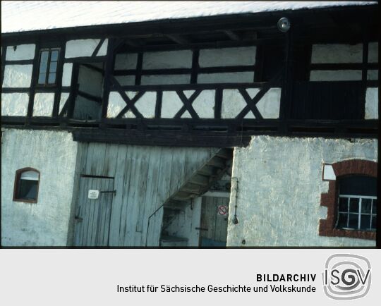 Offener Laubengang an einem Fachwerkgebäude in Schweinerden 1993/1994