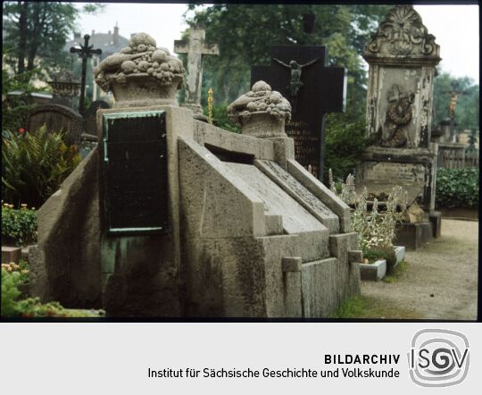Grabmale auf dem Alten Katholischen Friedhof Dresden