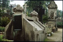 Bild: Grabmale auf dem Alten Katholischen Friedhof Dresden