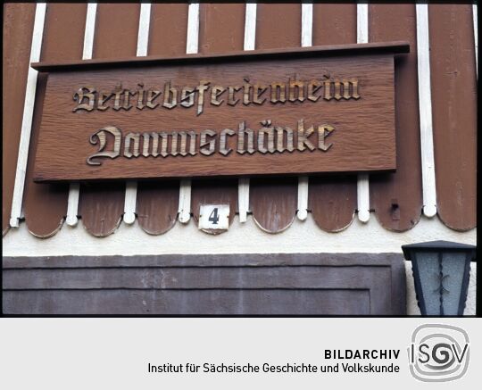 Schild der Dammschenke in Jonsdorf