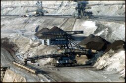 Bild: Bagger im Tagebau Espenhain
