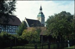 Bild: Blick zur Kirche in Daubitz
