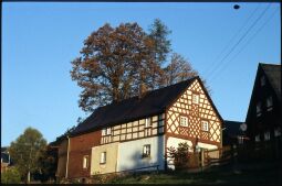 Bild: Fachwerkgebäude in Raun im Vogtland