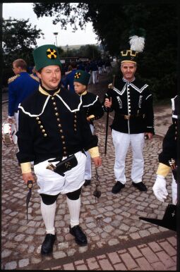 Bild: Männer in Bergmannsuniformen in Freiberg