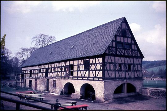 Fachwerkscheune im Bereich des Alten Guts in Weischlitz