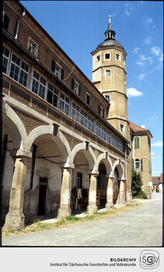 Arkaden am Schloss im Gutsbezirk Gamig