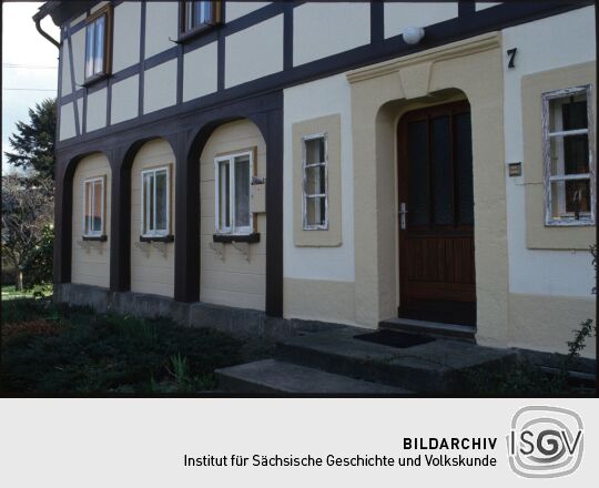 Eingangstür eines Umgebindehauses in Jonsdorf