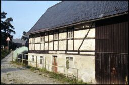 Bild: Fachwerkgebäude an der Straße der Einheit in Großharthau