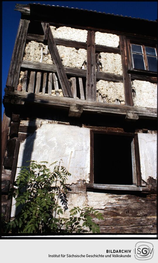 Baufälligen Fachwerkgebäudes in Unterwürschlitz
