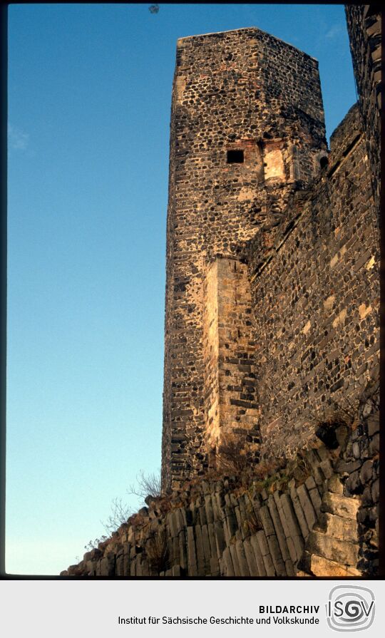 Blick zum Siebenspitzenturm der Burg Stolpen