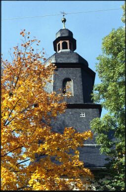 Bild: Turm der Kirche Posseck