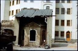 Bild: Barocker Gartenpavillon ('Thomae-Pavillon) mit Schutzdach im Hinterhof zwischen Hauptstraße und Rähnitzgasse