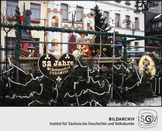 Bühne für das Nikolausfest in Pulsnitz