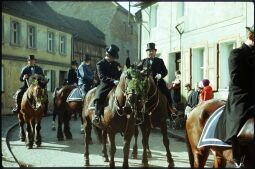 Bild: Osterreiter in der Badergasse in Wittichenau