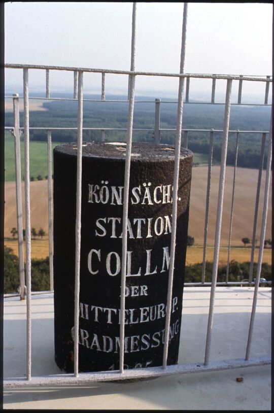 Gedenkstein der Königlich-Sächsischen Triangulations Station auf dem Collm