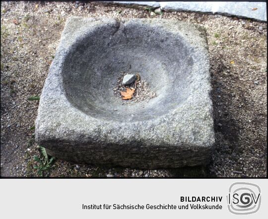 Steinerne Pechpfanne in Landwüst