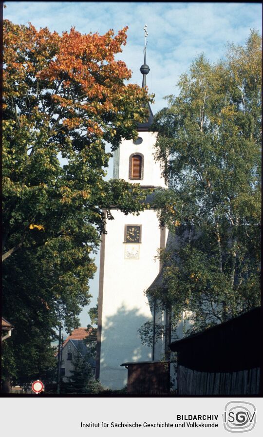 Blick zum Sachsgrüner Kirchturm