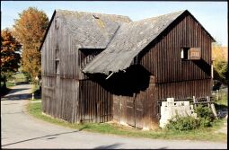 Bild: Holzscheune in Sachsgrün