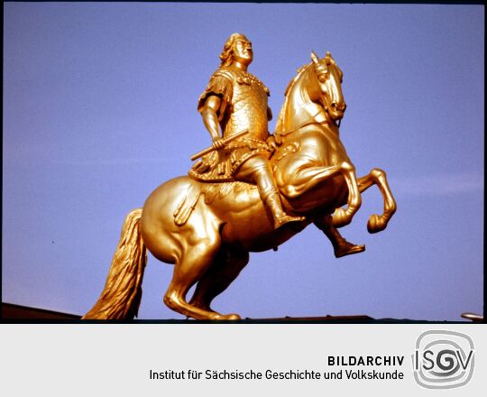 Denkmal 'Goldener Reiter' auf dem Neustädter Markt