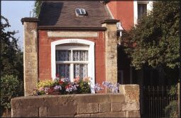 Bild: Wohnhaus an der Pillnitzer Landstraße in Niederpoyritz