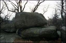 Bild: Felsen auf dem Totenstein in den Königshainer Bergen