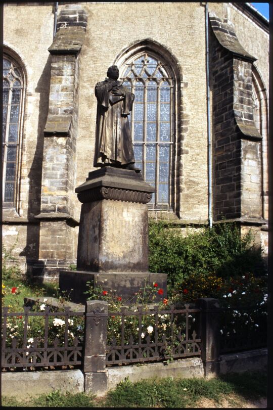 Martin-Luther-Denkmal vor der Stadtkirche in Dippoldiswalde