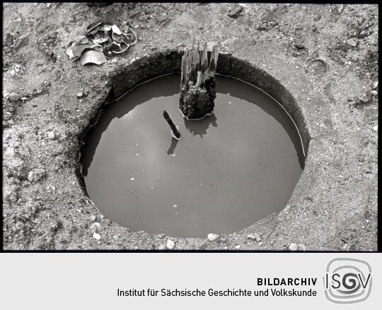 Brunnen an den der Töpfergasse freigelegt im Rahmen der Bauarbeiten für das Hotel Dresdner Hof