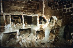 Bild: Grabkammern unter der Ruine der Dresdner Frauenkirche