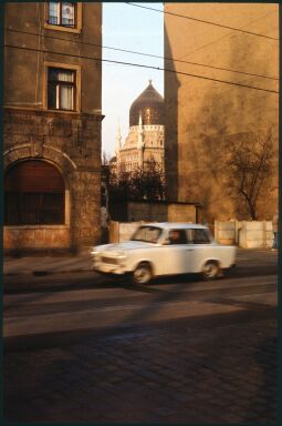 Bild: Blick von der Friedrichstraße zur Kuppel der Zigarettenfabrik Yenidze