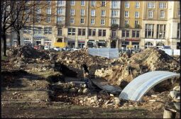 Bild: Ausgrabungen an Kellergeschossen von 1945 zerstörten Gebäuden am Dresdner Altmarkt