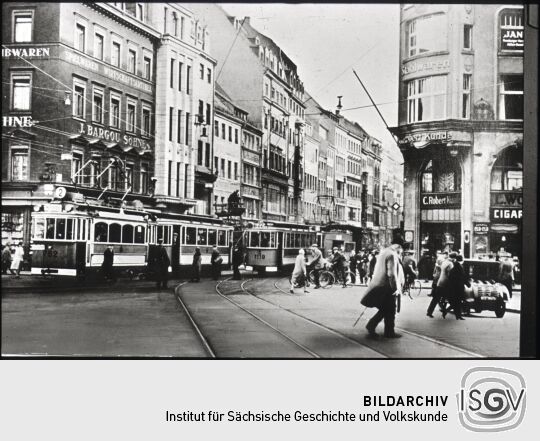 Blick von der Wallstraße in die Willsdruffer Straße