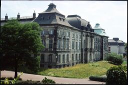 Bild: Elbfassade des Japanischen Palais