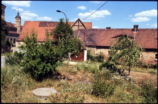 Blick auf die Gebäude des Guts Gamig mit dem Schloss