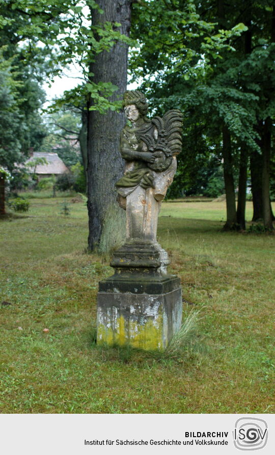 Plastik im Barockpark von Uhyst