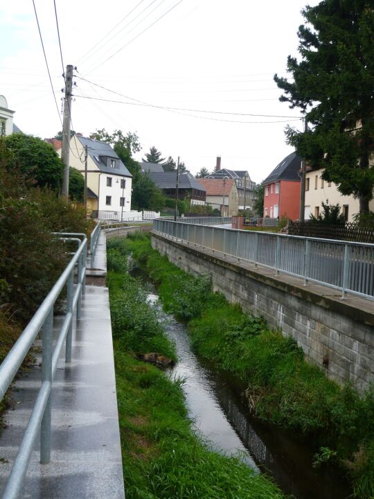 Am Dorfbach in Claußnitz