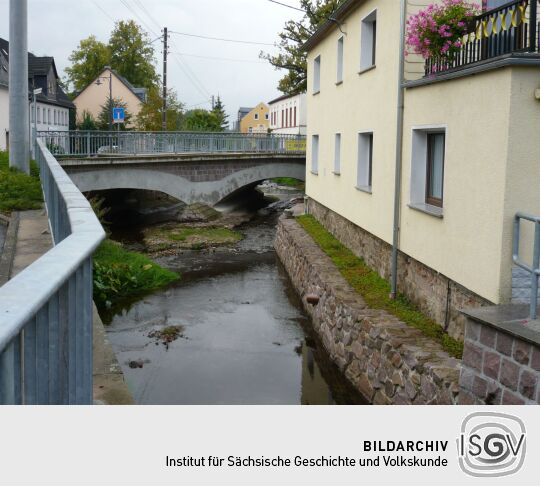 Am Dorfbach in der Nähe des Angers in Claußnitz