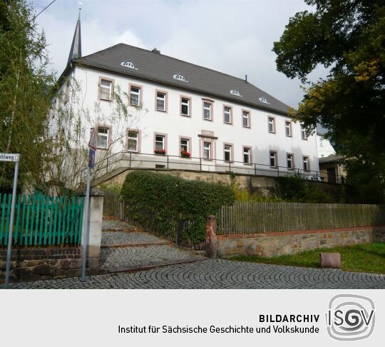 Das alte Schulgebäude in Claußnitz