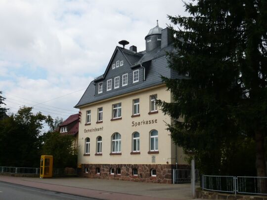 Gemeindeamt und Sparkasse in Altmittweida