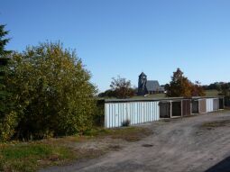Bild: Garagen an der Teplitzer Straße in Zinnwald-Georgenfeld