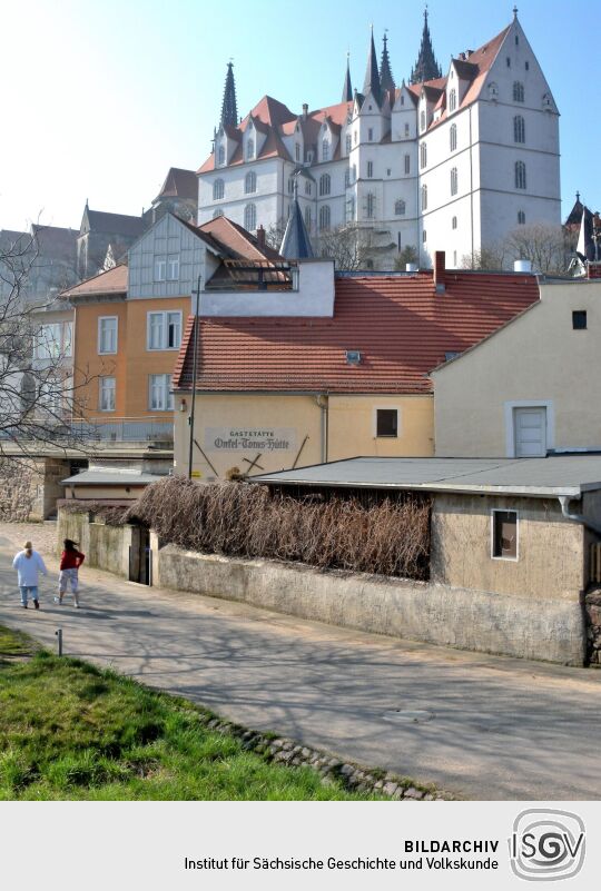 Meißen, Fischergasse - Gaststätte "Onkel Toms Hütte" / Burgblick