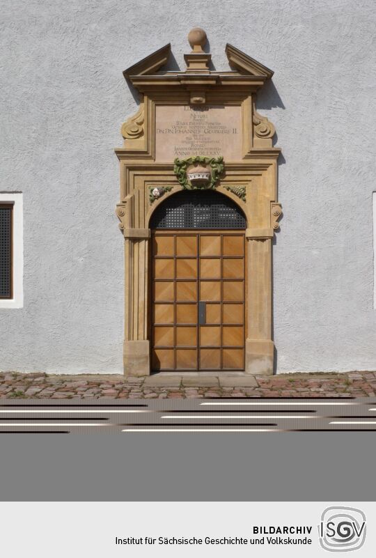 Meißen, Sächs. Landesgymnasium St. Afra (Freiheit Nr.13) - Portal im Hof