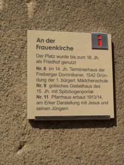 Bild: Meißen - An der Frauenkirche - Infotafel zu den Gebäuden