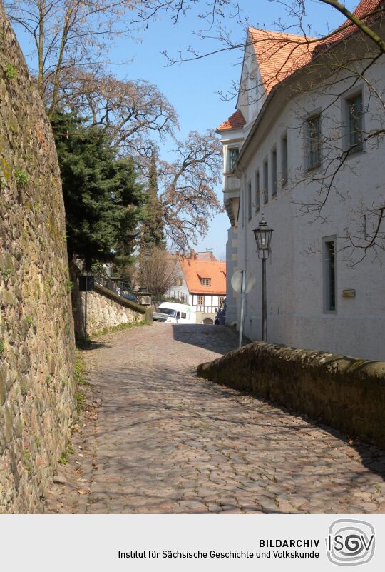 Meißen - Leinewebergasse, Mündung in Freiheit an Nr.7 (Pfarre)