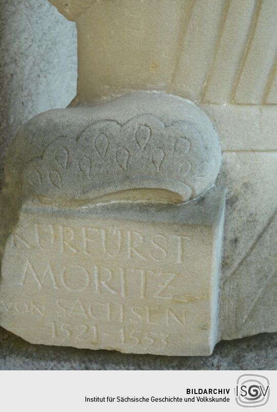 Skulptur - Moritz v. Sachsen (Bild 300834-36) - Evang. Akademie Meißen