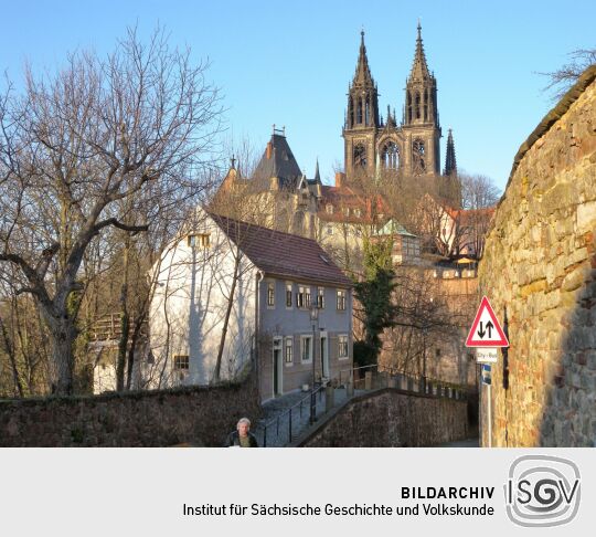 Meißen - Blick zu Schlossbrücke und Burg am Hohlweg
