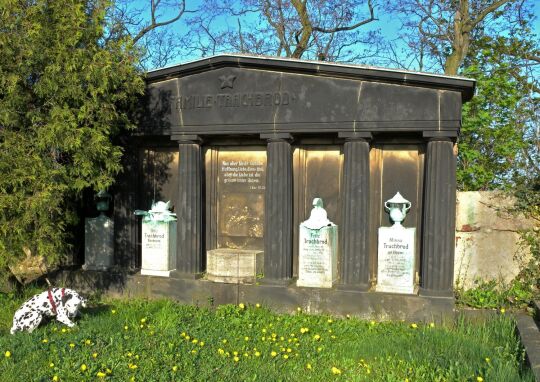 Meißen - Grabmal auf dem Friedhof St. Martini (Kapellenweg)