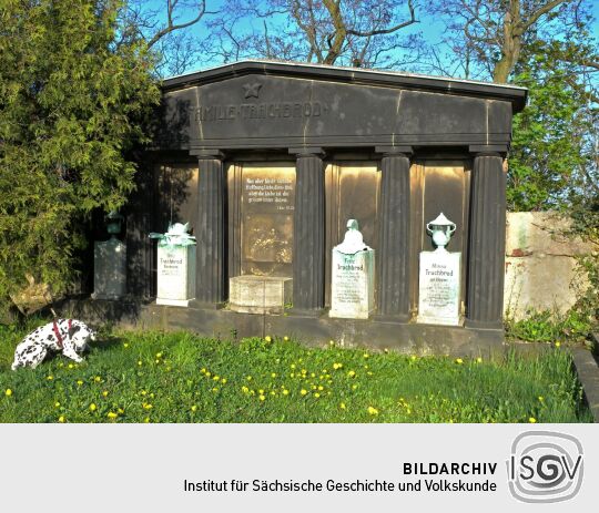 Meißen - Grabmal auf dem Friedhof St. Martini (Kapellenweg)